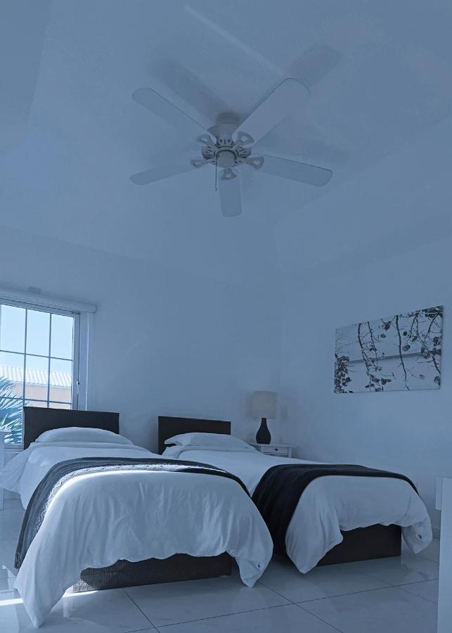 Stunning Ocean View Villa Negril Buitenkant foto