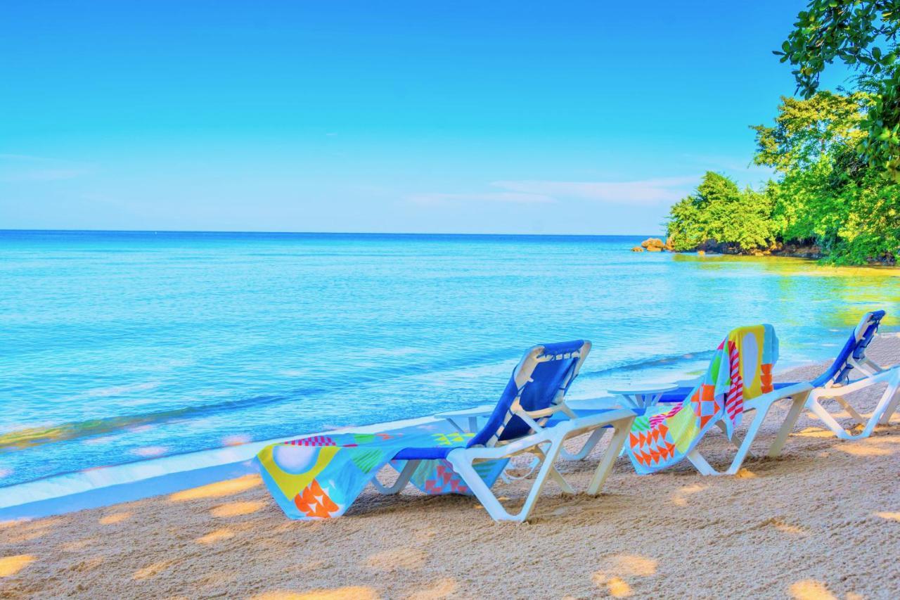 Stunning Ocean View Villa Negril Buitenkant foto